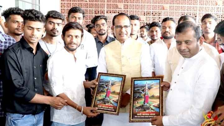 बिरसा मुंडा क्रिकेट लीग की पहल अनुकरणीय : मुख्यमंत्री श्री चौहान